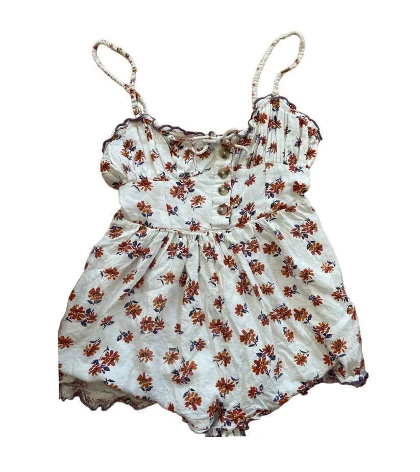 URBAN OUTFITTERS Betti Printed Linen Blend Romper Size small - Image 3