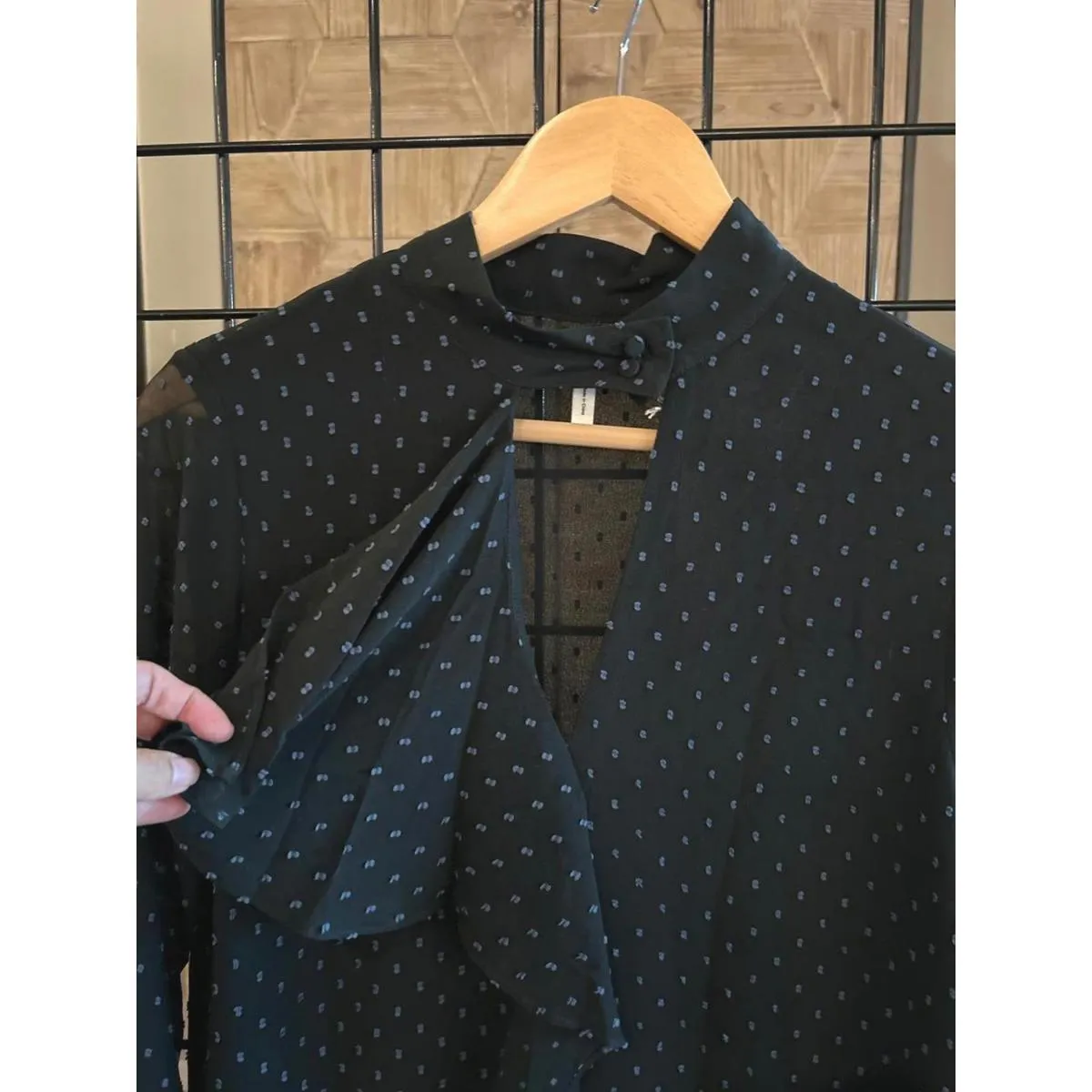 NWT Avec Les Filles Blouse Small Black Polka Dot Keyhole Cascading Ruffles - Image 2