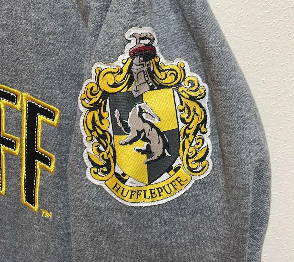 Universal Studios Wizarding World Harry Potter Hufflepuff Crewneck Sweatshirt M - Image 7