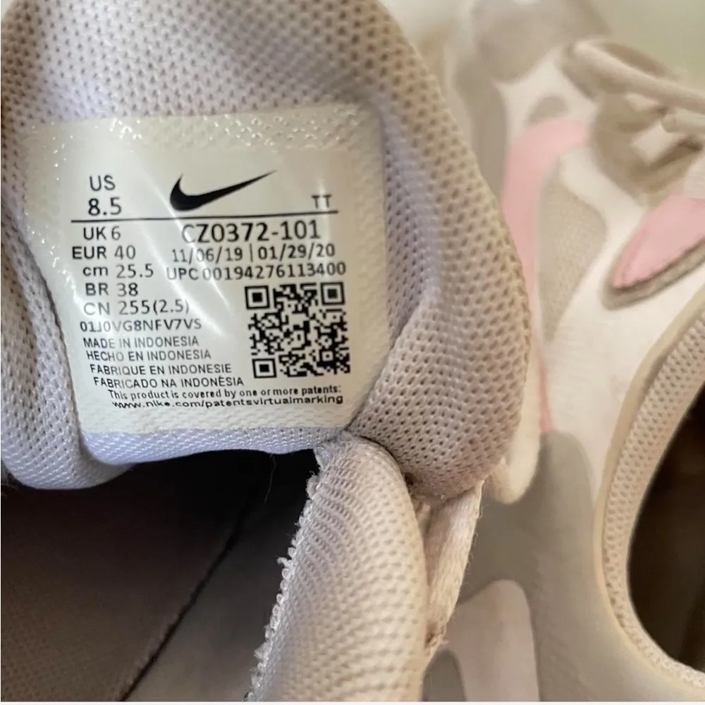 BOGO Nike Air Max 270 React Sneakers in Women’s 8.5 - Image 5