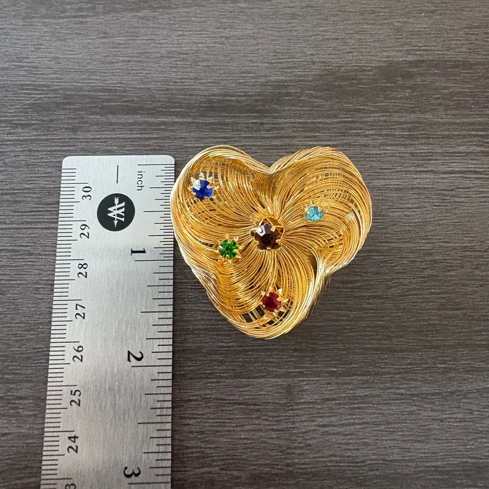 Vintage Wire Wrapped Crystal Heart Brooch Pendant Gold - Image 3