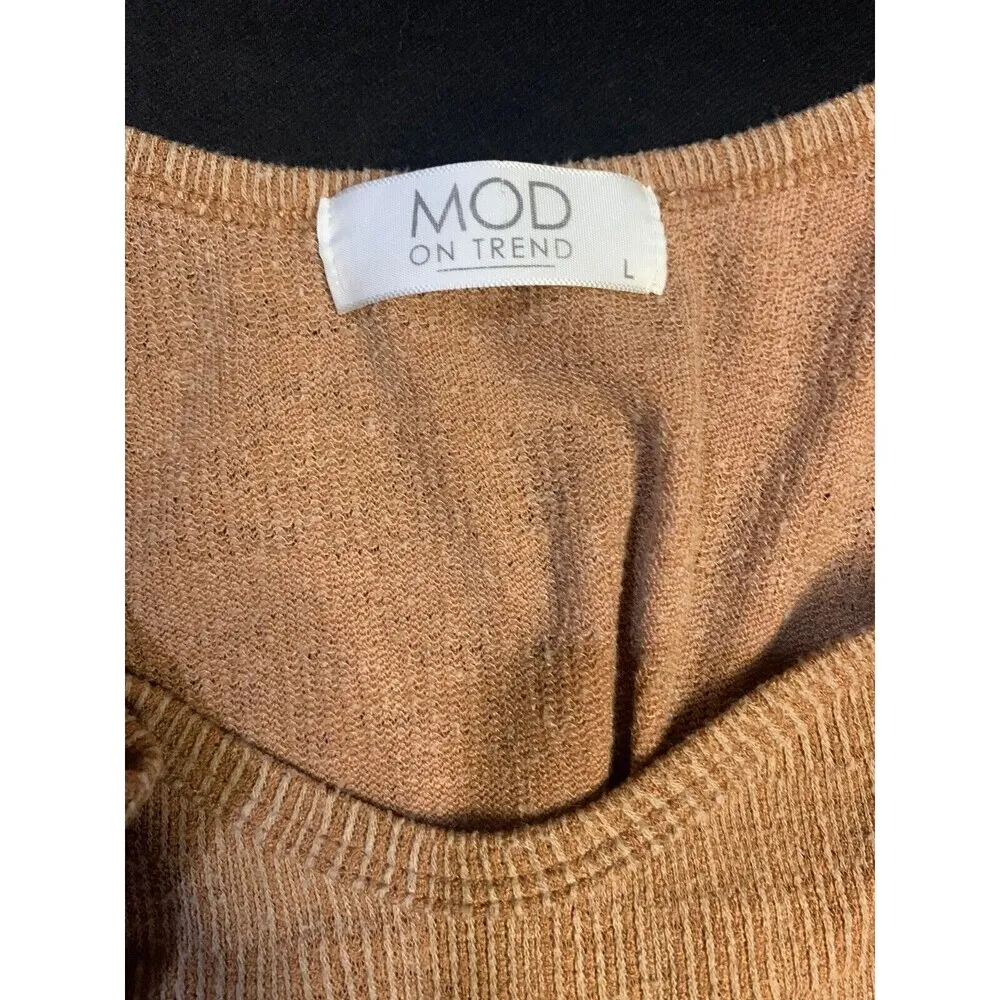 Women’s brown Mod on trend tank top SZ L - Image 2