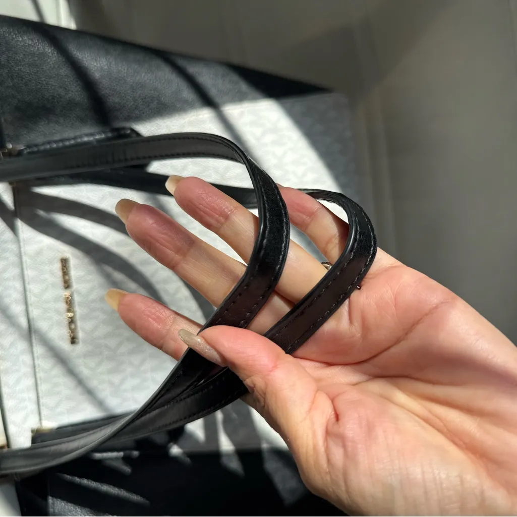 Michael Kors Two-Tone Black and Cream Tote - Image 11