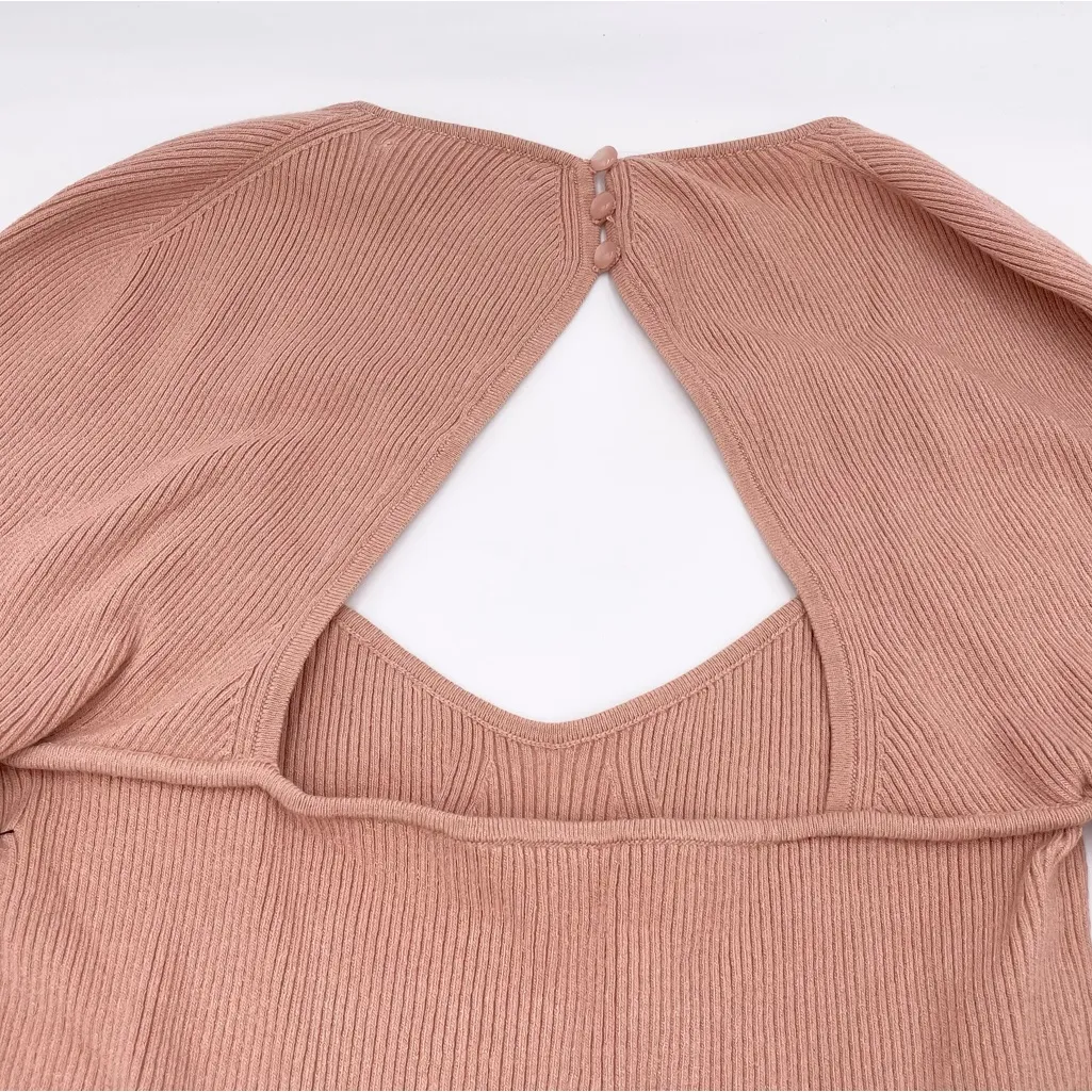 NEW ASTR the Label Rosa Sweater in Blush Women's Size Medium Cut Out Back Ribbed - Image 12