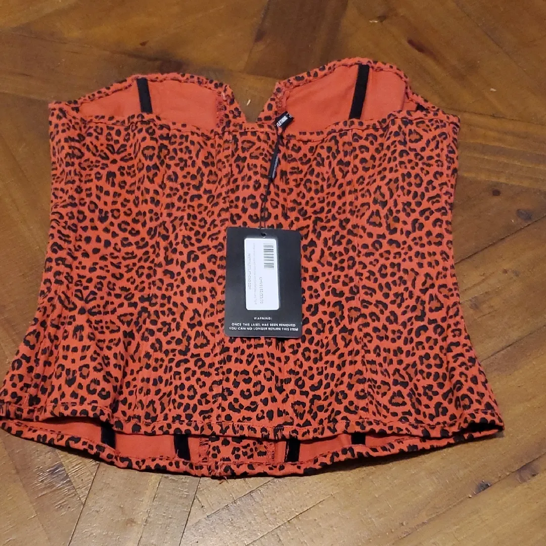 PrettyLittleThing Red and Black Animal Print Bodysuit - Image 3