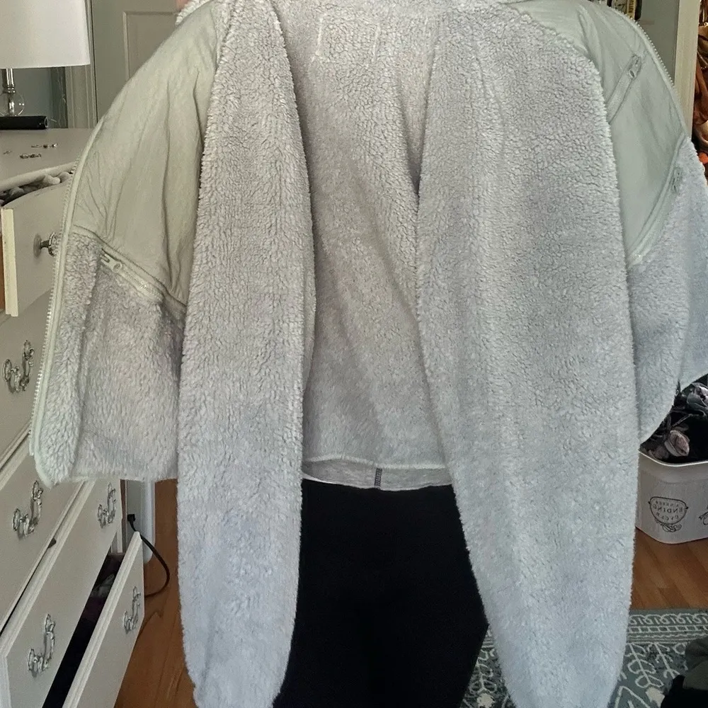 urban outfitters fleece jacket - Image 6