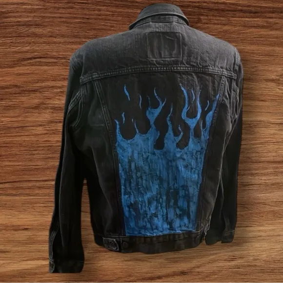 Levi’s customer made blue flames - Image 2