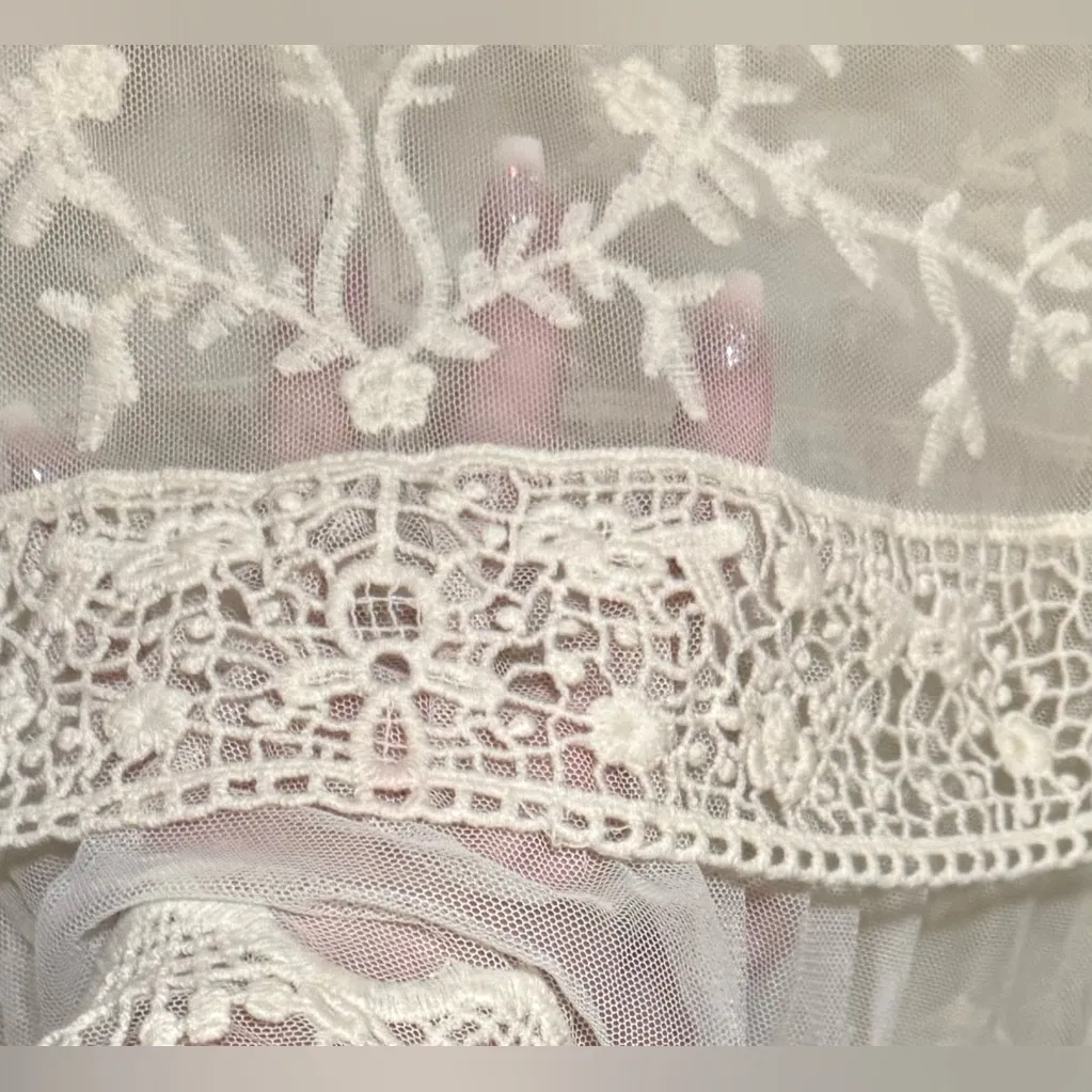 Express Baroque Tiered Sheer Lace Tank Top | Shirt - Image 2