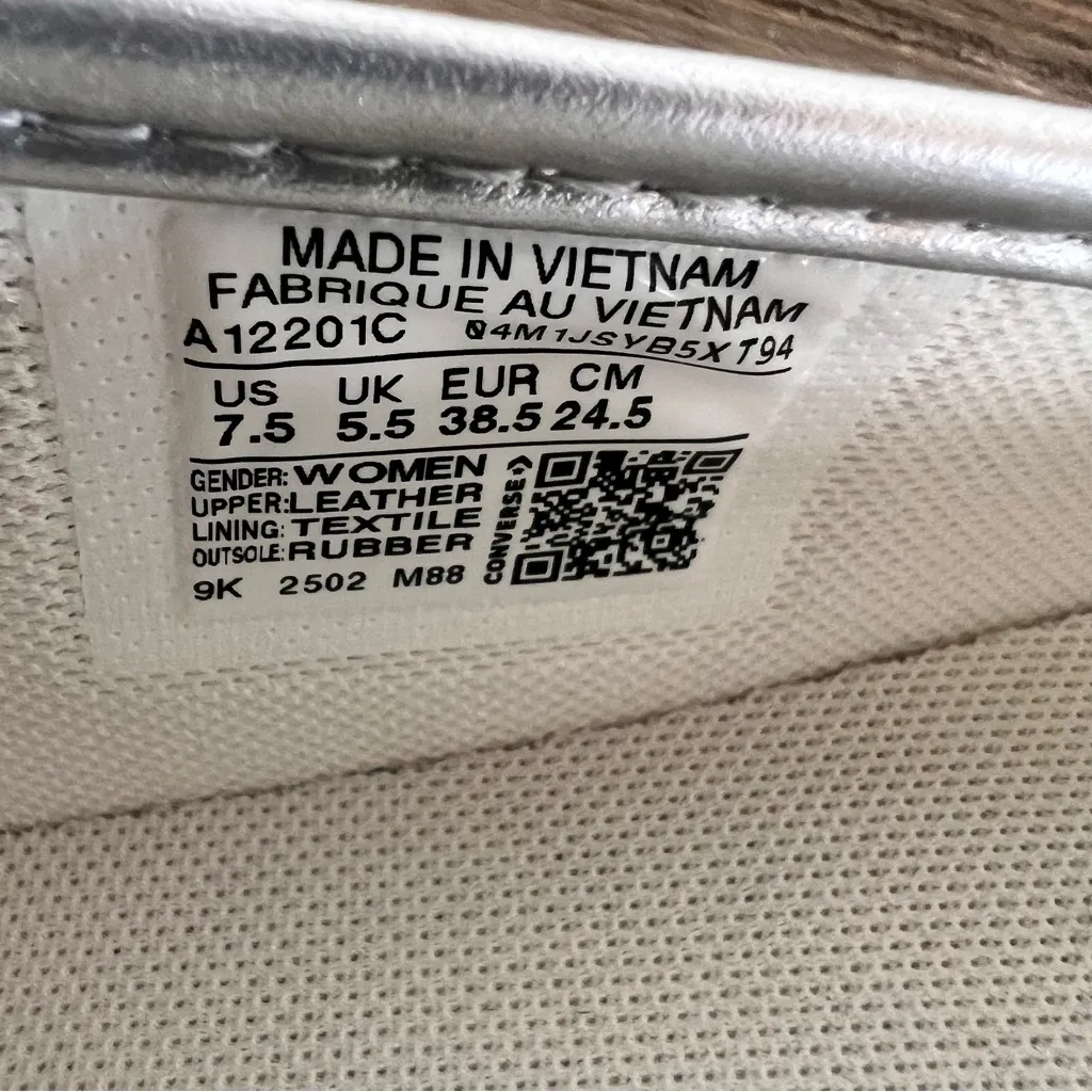 CONVERSE Dainty Mary Jane Silver Women's Shoe Size 7.5 #B1957 - Image 7