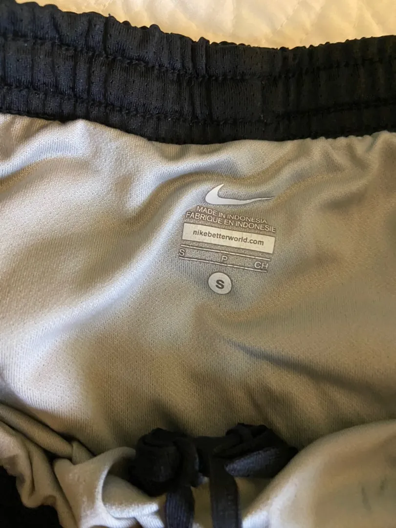 Nike Shorts - Image 3