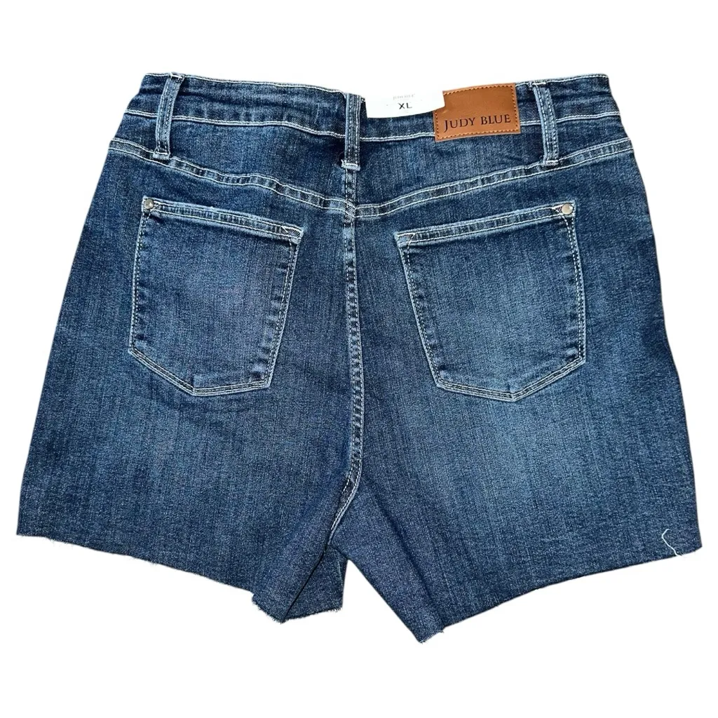 Judy Blue NWT Womens Size XL Blue Wash Criss Cross High Rise Cut Off Jean Shorts - Image 4