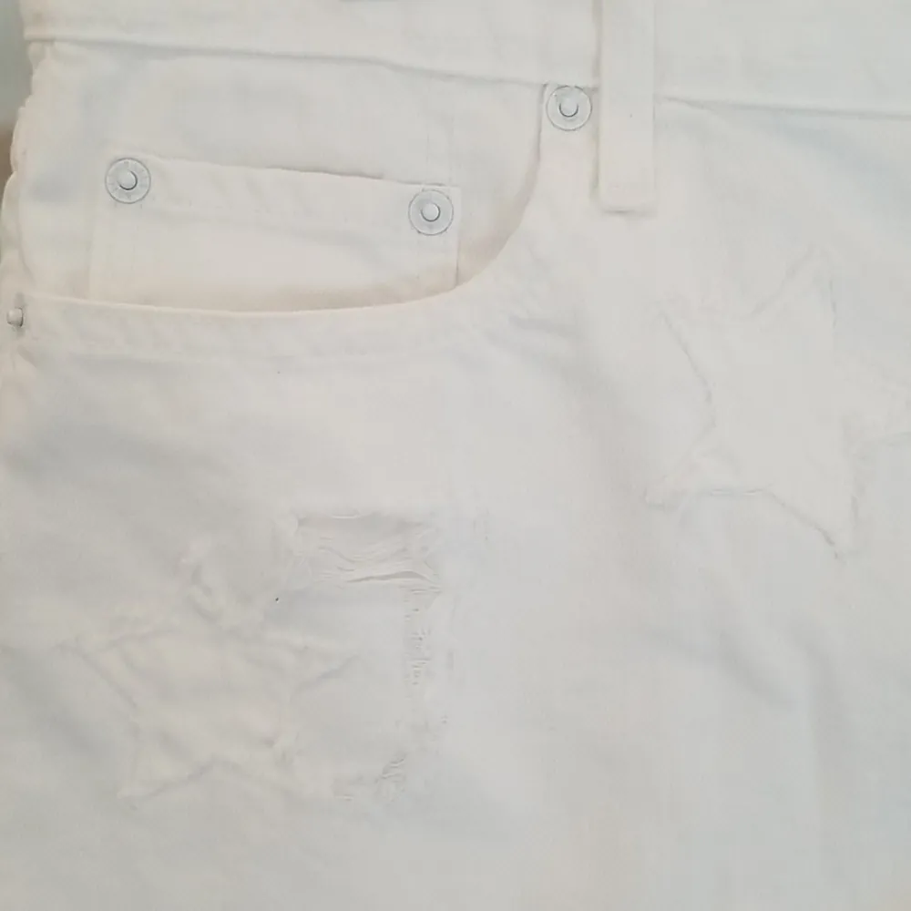 💕RAILS💕 Logan White Stars Distressed Denim Short - Image 9