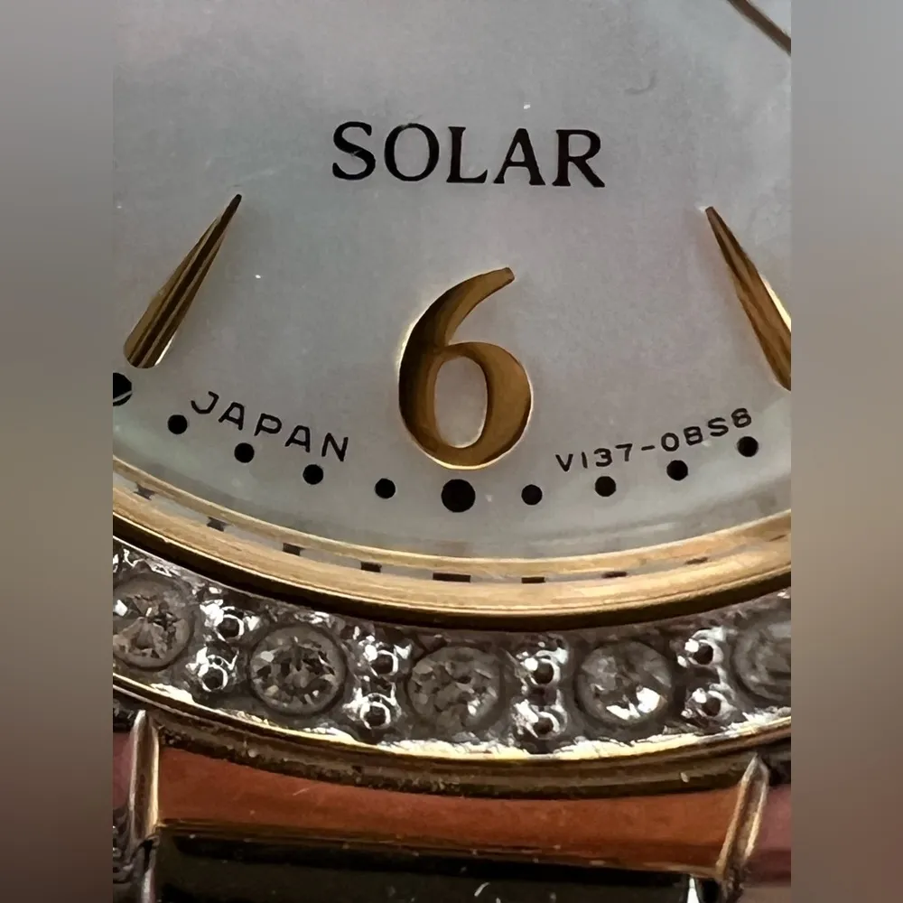 Seiko Solar Swarovski Crystals Ladies Watch Pearl Dial Two-Tone Bracelet Date - Image 7