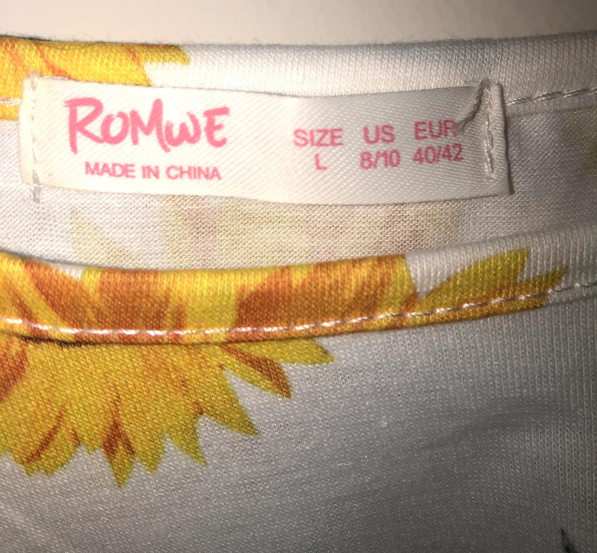 Romwe Crop Top - Image 3