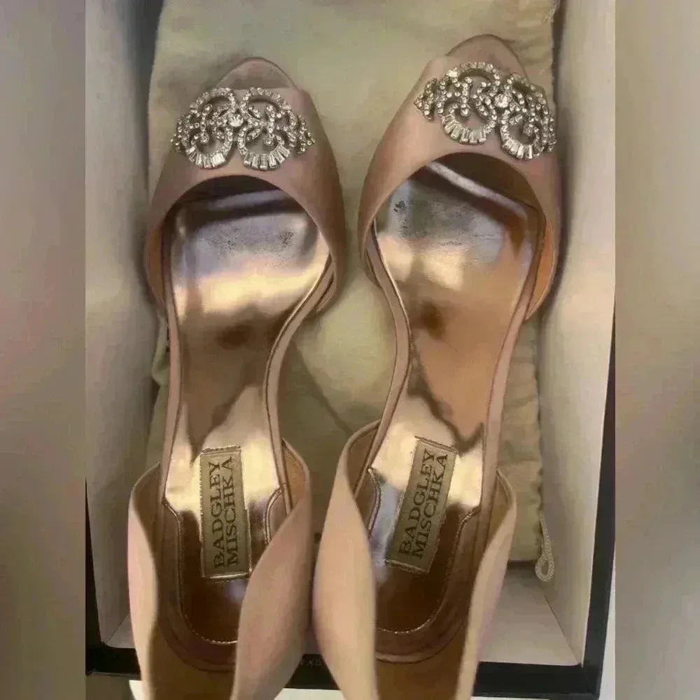 Badgley Mischka Embellished  Peep Toe D'orsay Heel Pumps  9.5M - Image 8