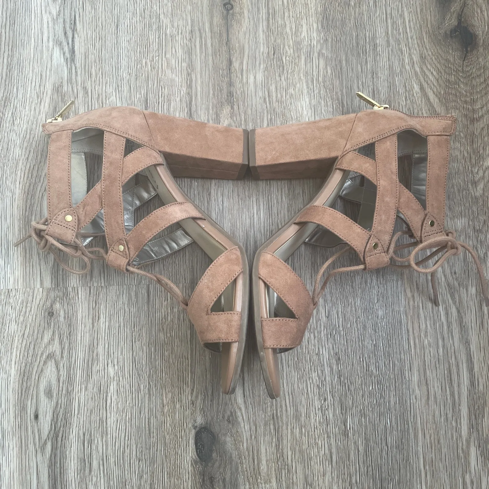 Francesca's Block Heel Sandals size 7 Faux Suede Lace Up Open Toe Boho Chic Shoe - Image 6