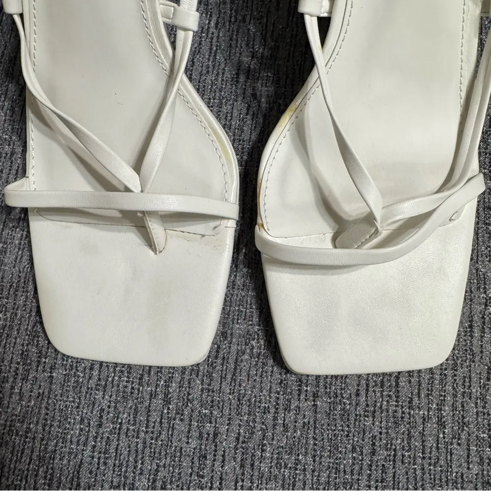 Bar lll Alanap White Heels With Wrap Around Ties - Image 5