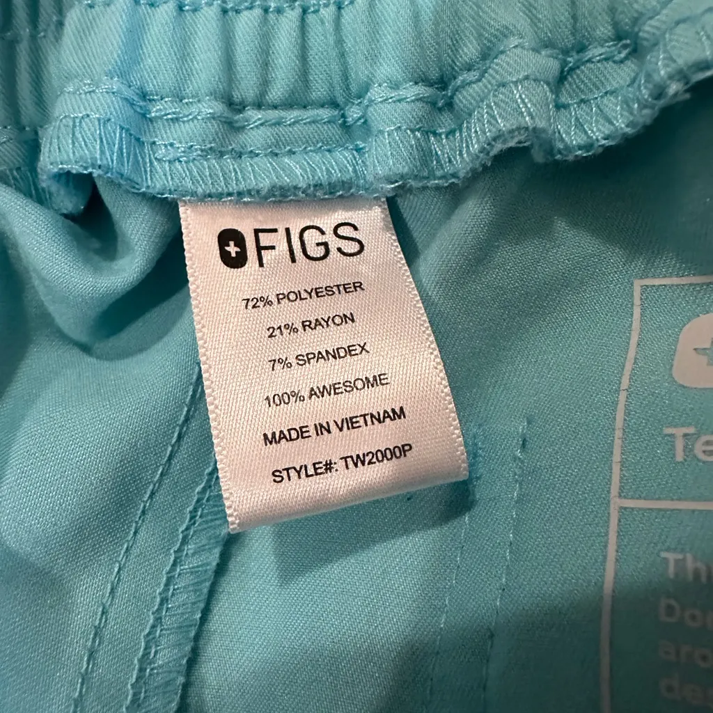 Figs yola skinny scrub pants neon blue rare limited edition size XS/P - Image 3