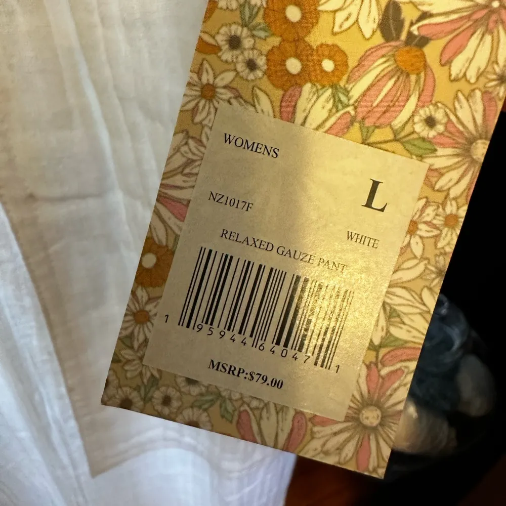 Kenzie relaxed white gauze beach pants sz L white wide leg Size L - Image 5