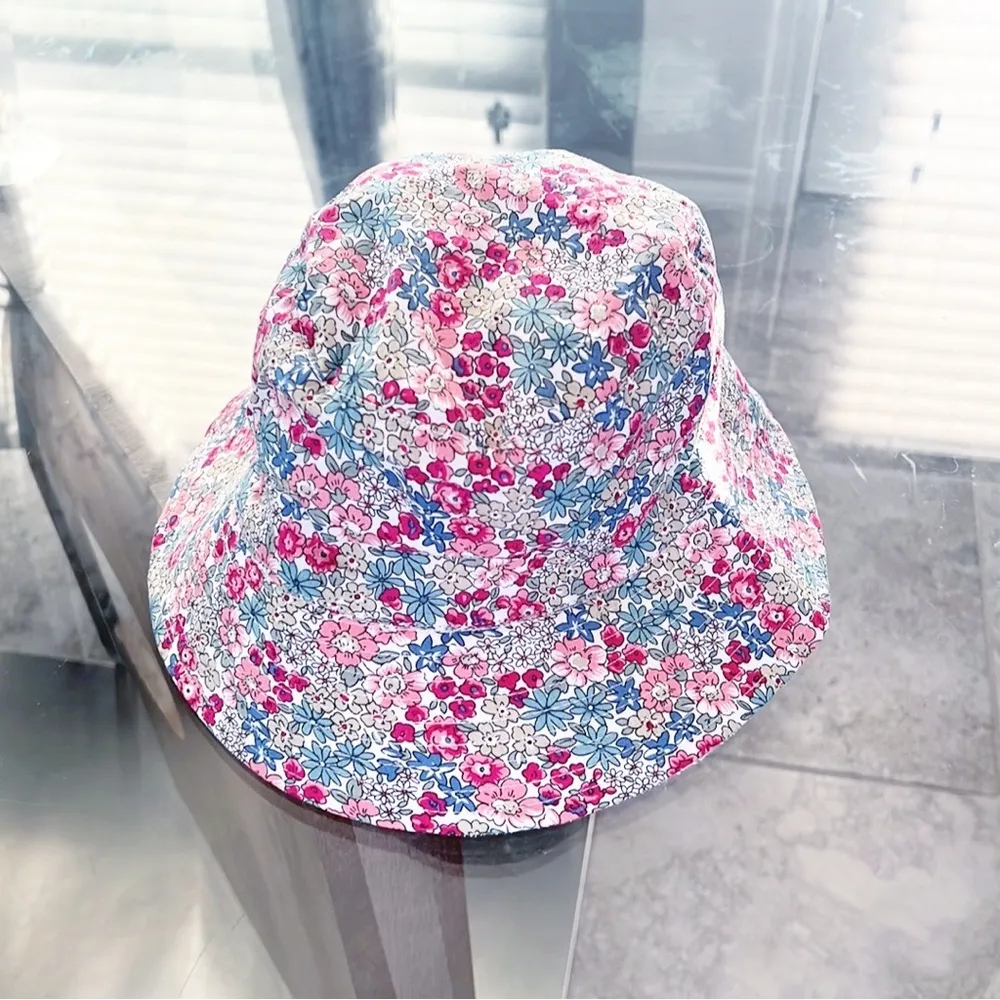 NEW Jenni Reversible Bucket Hat, Floral Terry Cloth, One Size New w/Tag - Image 4
