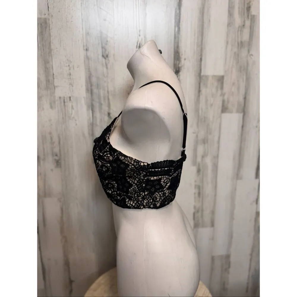 Luxxel  Black Lace Cropped Bralette Top Size M - Image 3