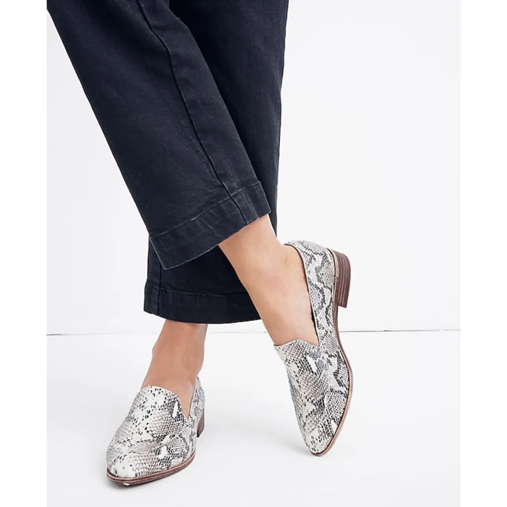 Madewell The Frances‎ Loafer 7 Stamped Snake Gray & White - Image 3