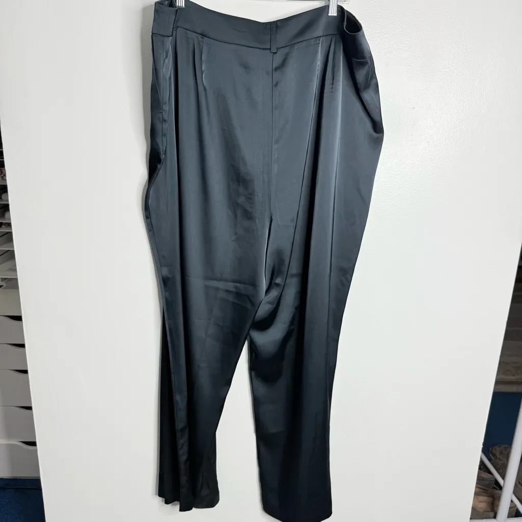 NWT City Chic Rylie Wide Leg Pant‎ In Steel Blue Size XL/22 Lined Satin Feel - Image 3