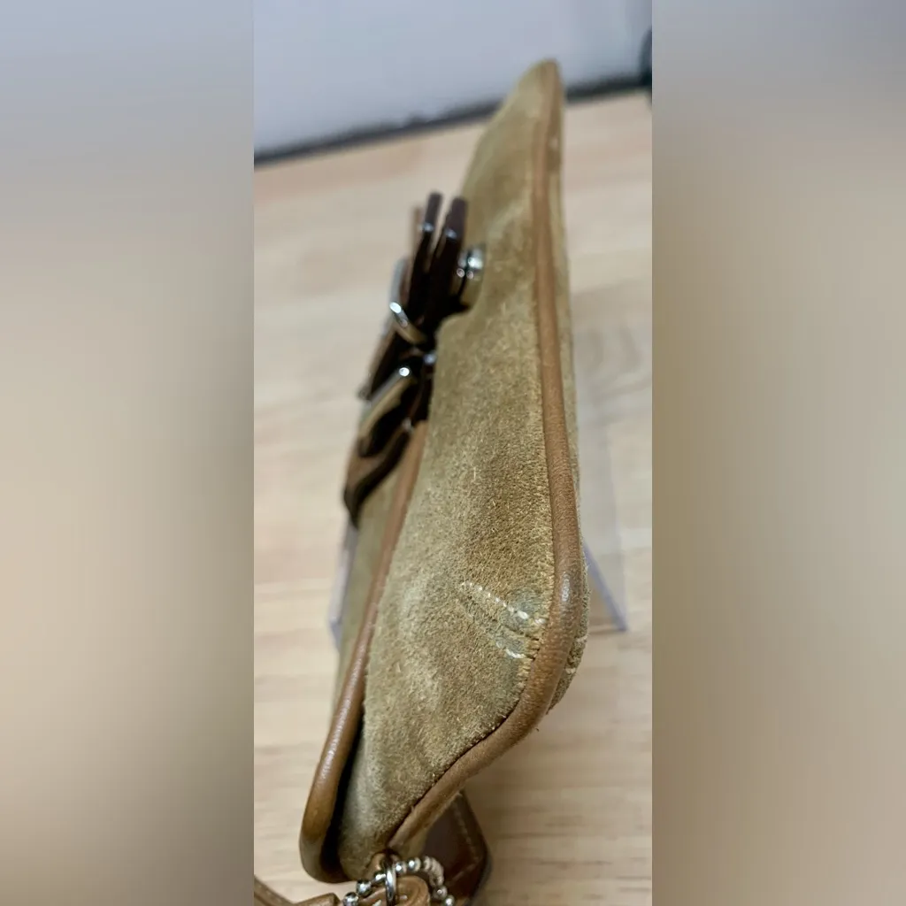 Coach Wristlet British Tan Suede Leather - Vintage 90’s Y2K - Full Inclusion - Image 10