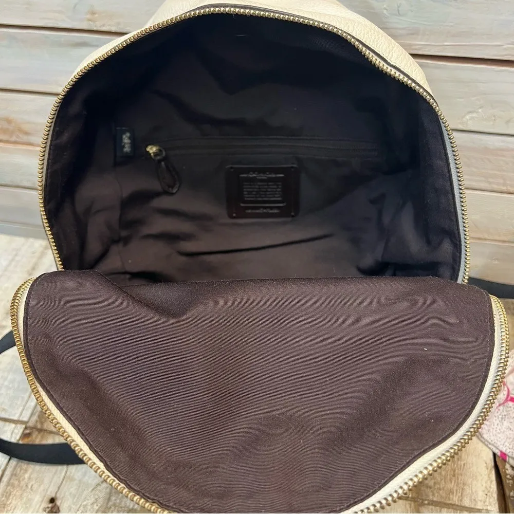 Coach Pebble Leather Mini Charlie Backpack F30550 White Gold Zip – Size OS - Image 11