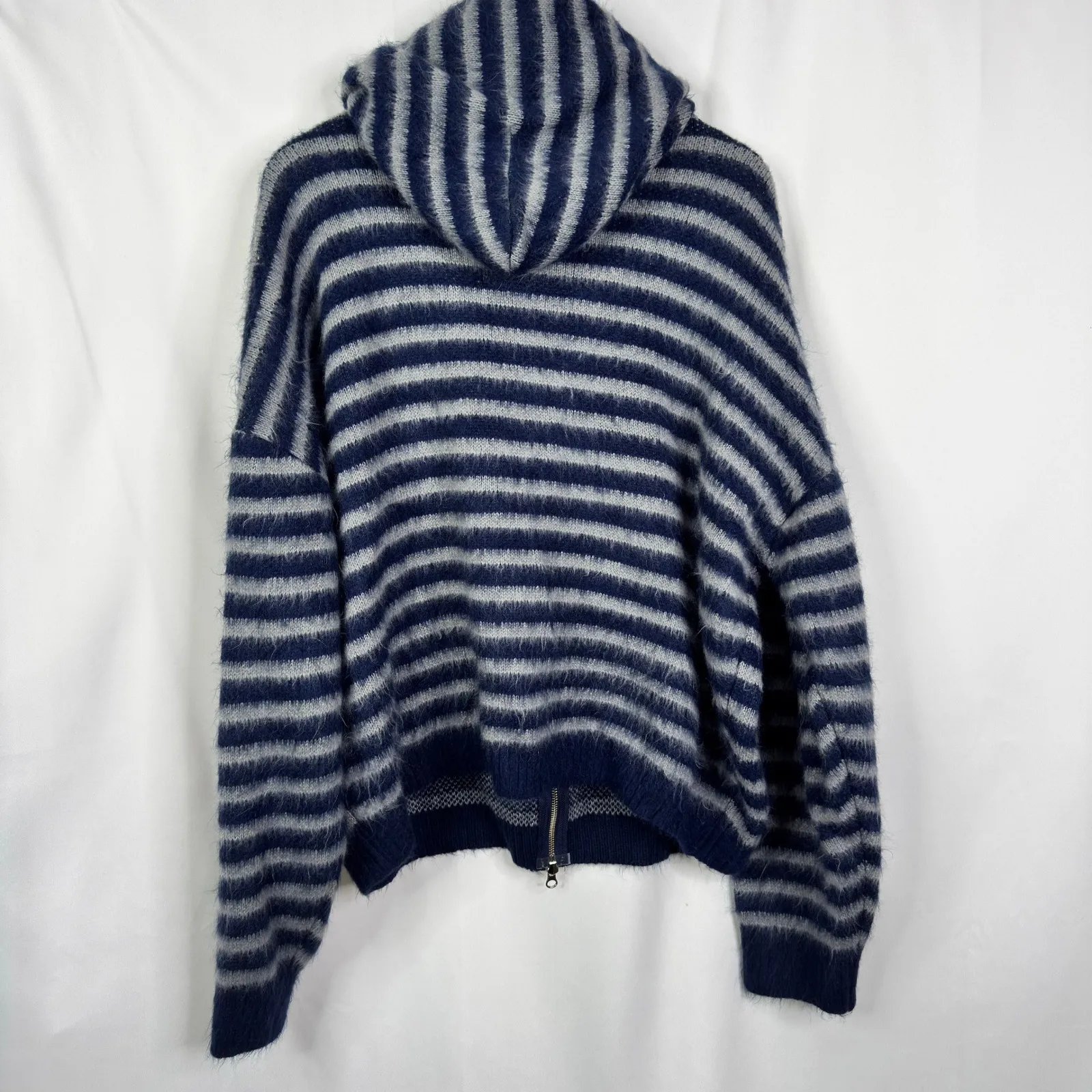 WEEKEND SEOUL Unisex Striped Fuzzy Knit Full Zip Hoodie Oversized Blue Size XL - Image 4