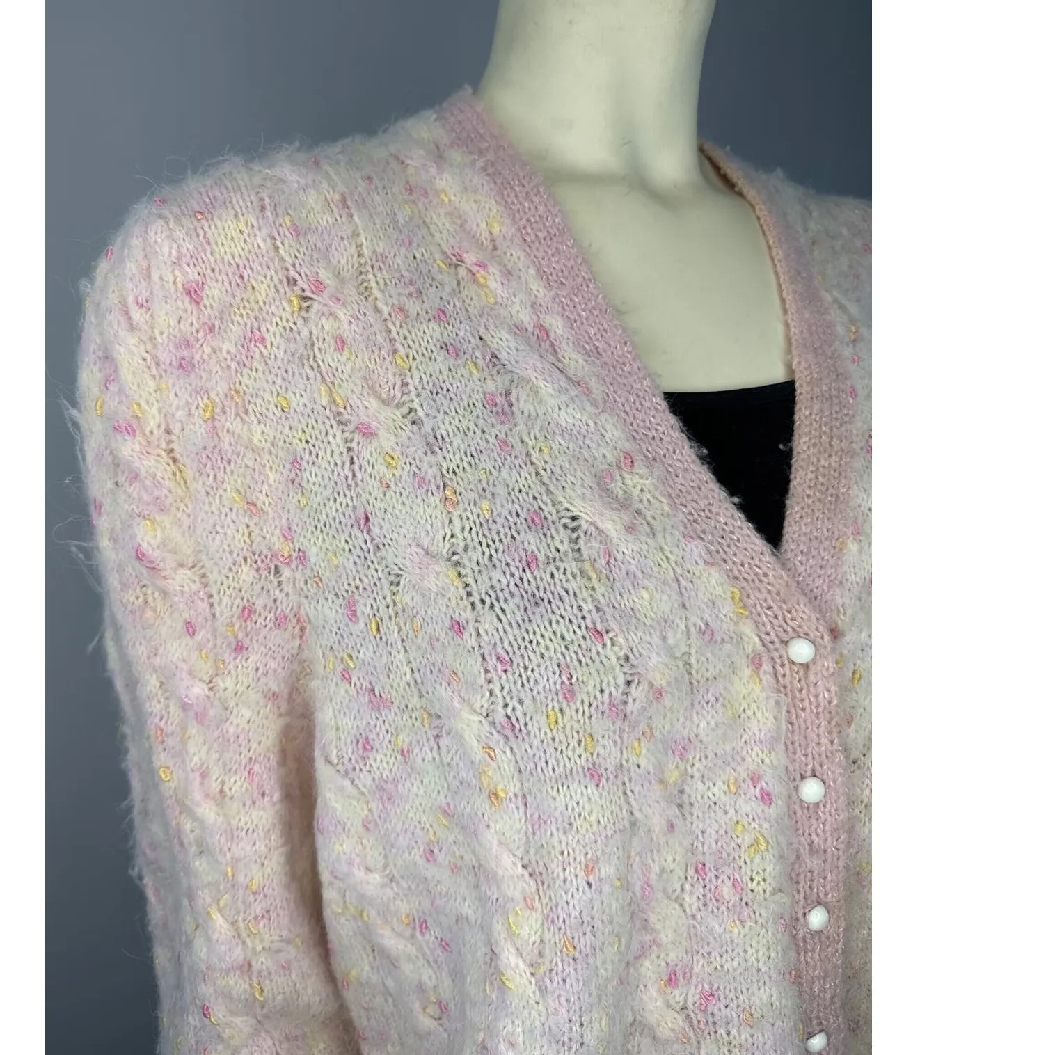 American vintage OOAK hand knit Mohair cardigan in shades of pink size medium - Image 3
