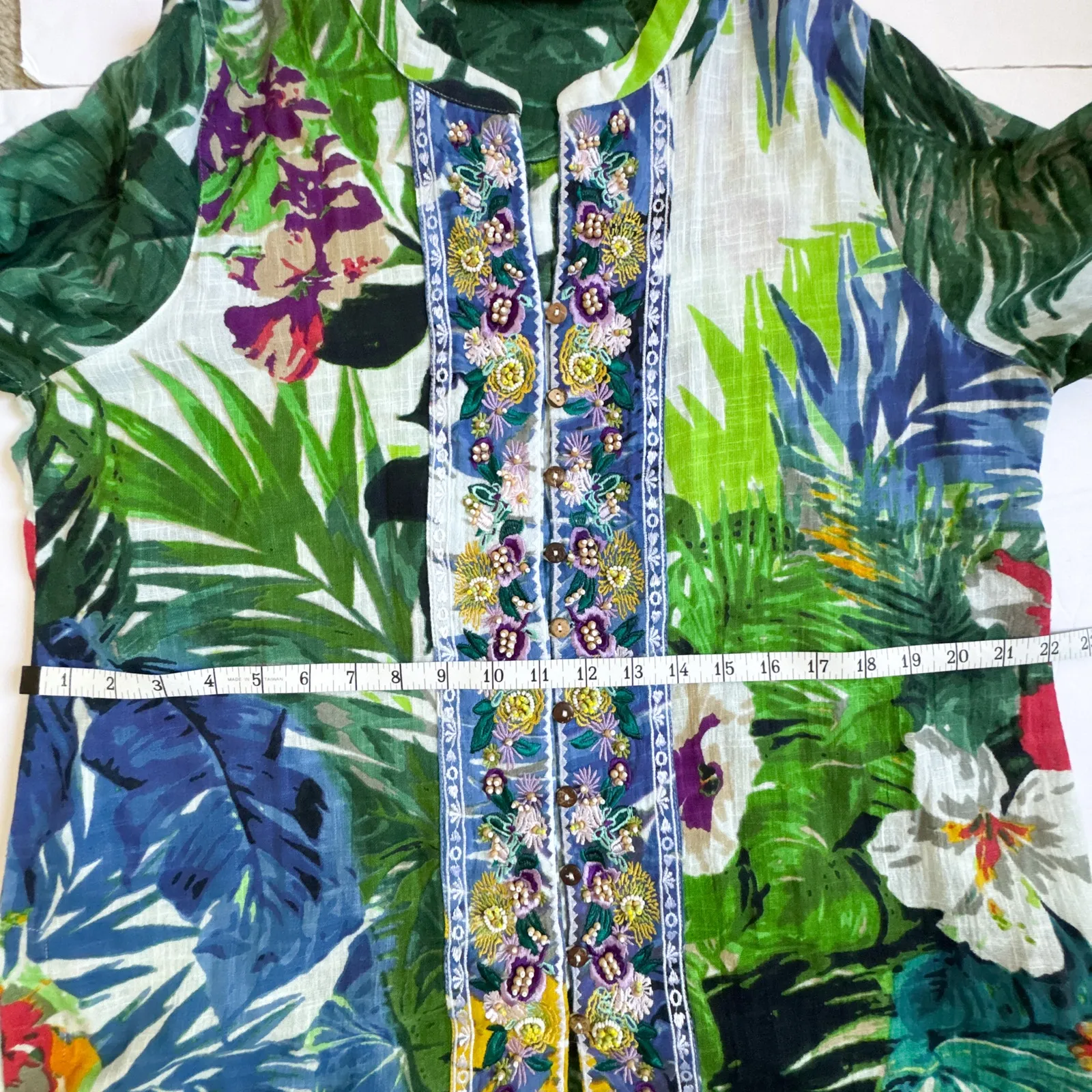 Soft Surroundings Tropical Floral Embroidered Beaded Tunic Top PL - Image 9