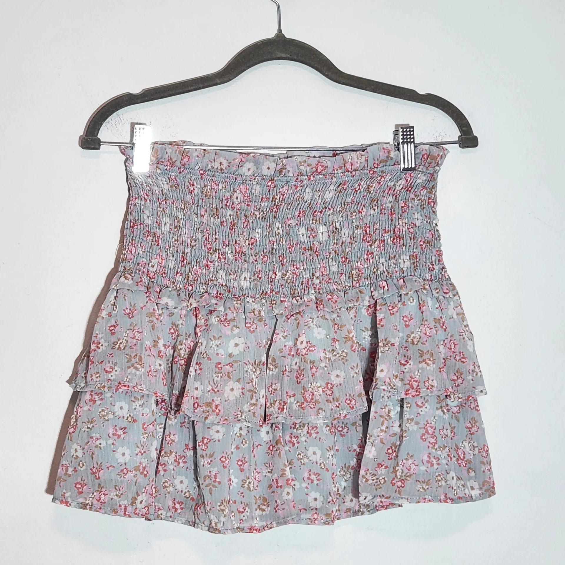 Altar'd State Blue Floral Smocked Mini Skirt NWT Size Large Ruffle Mini Skirt - Image 2
