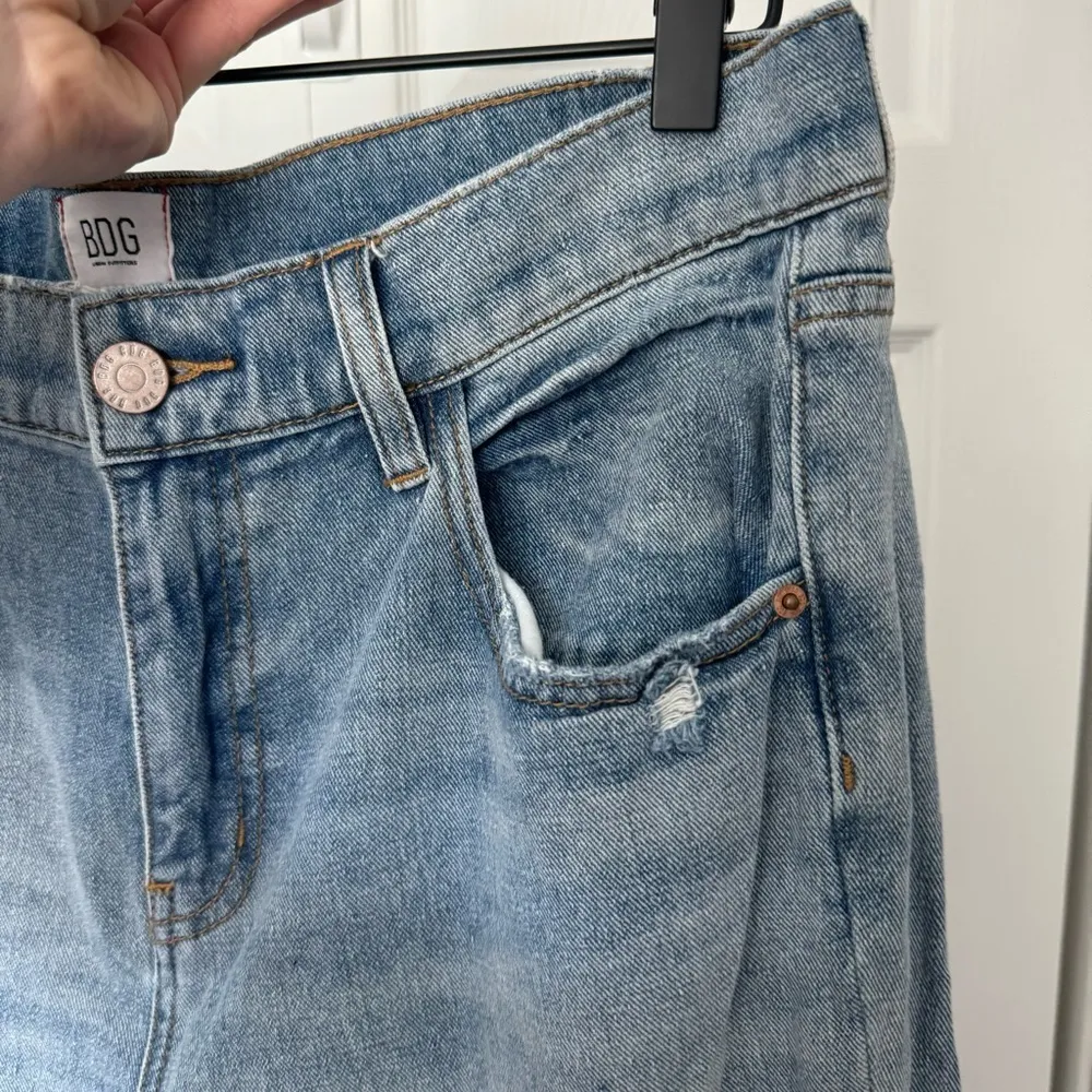 Urban Outfitters BDG Light Wash High Waisted Patchwork Flare Leg Jeans Size 31 - Image 6