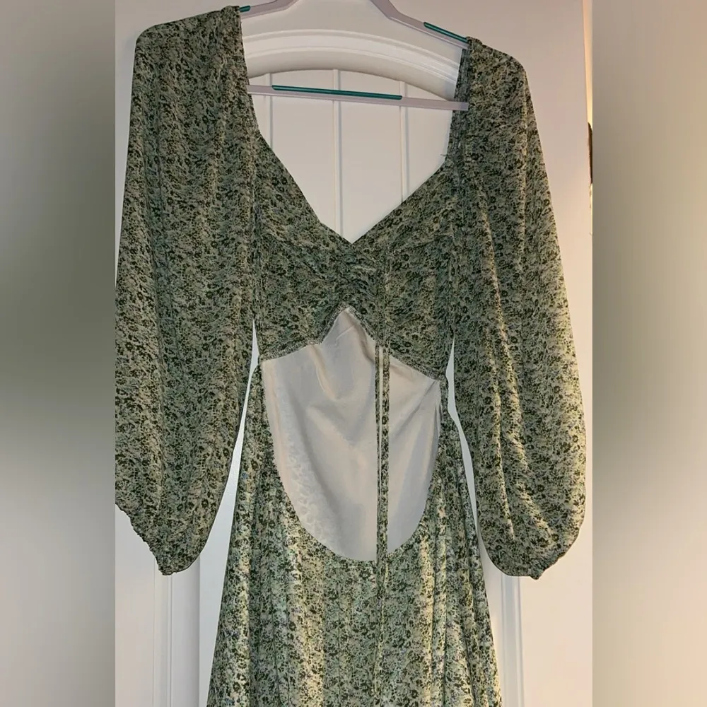 romantic flowy open back dress - Image 2