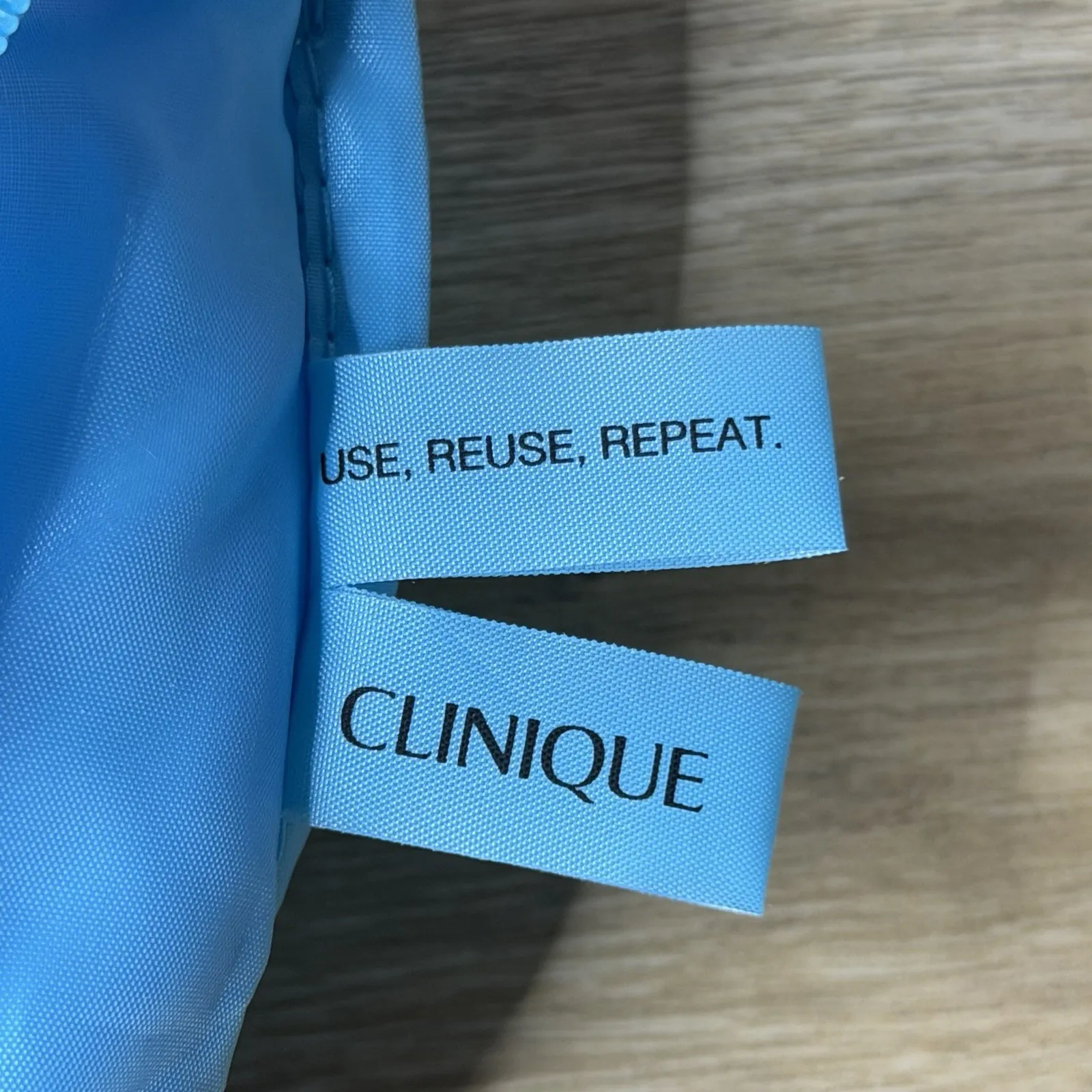 Clinique Bubble Cosmetic Bag Pouch Blue Purple Pink Geometric Makeup Travel - Image 6