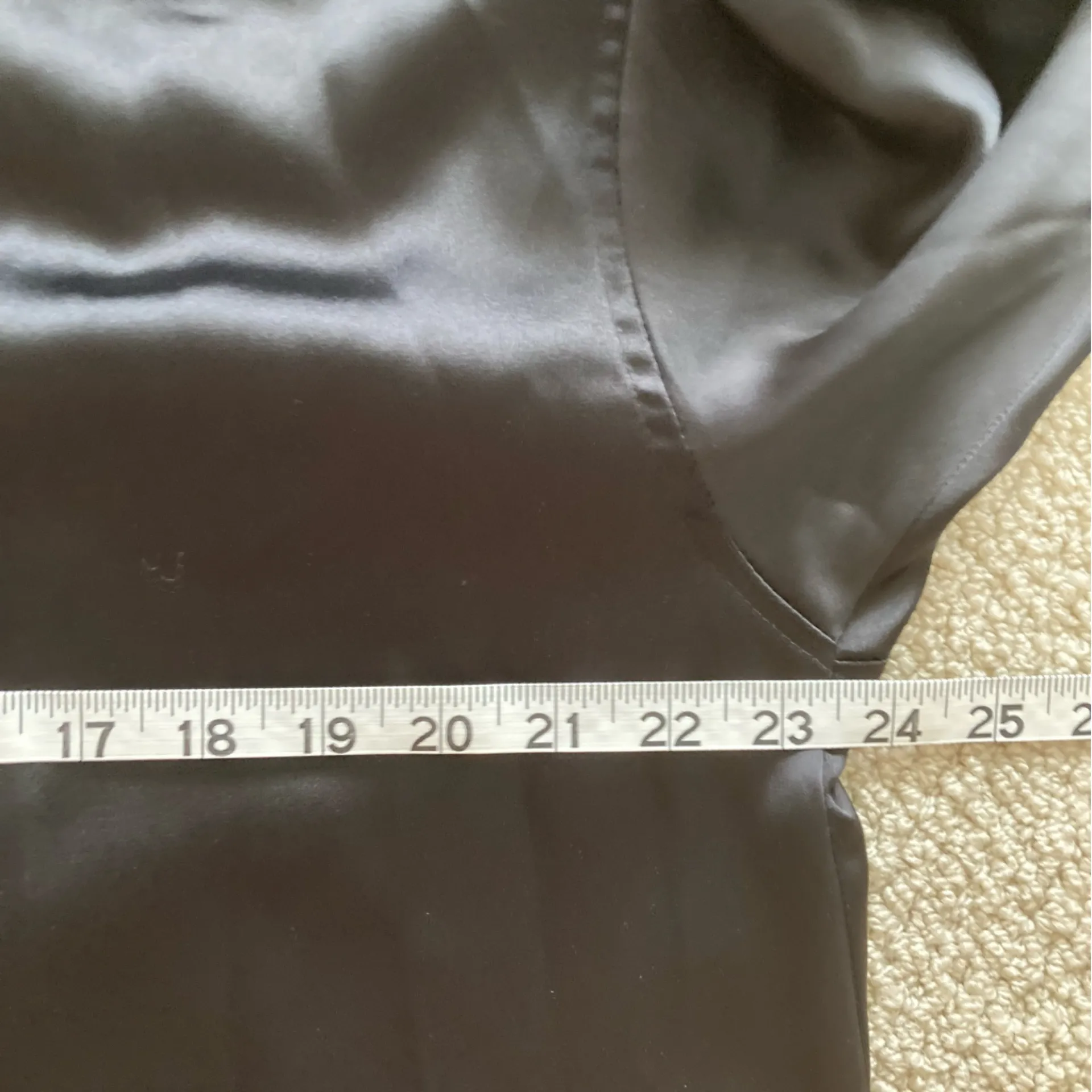 H&M Oversized Silky Button Down Blouse Size Medium Black Long Sleeve Like New - Image 5