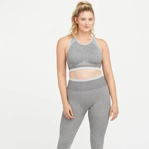 Spanx Seamless Sculpt Medium Impact Sports Bra in spacedye cloudy grey - Image 4