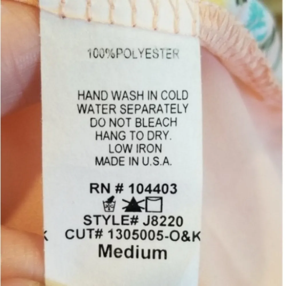 pink floral sheer tank with a high - Image 6