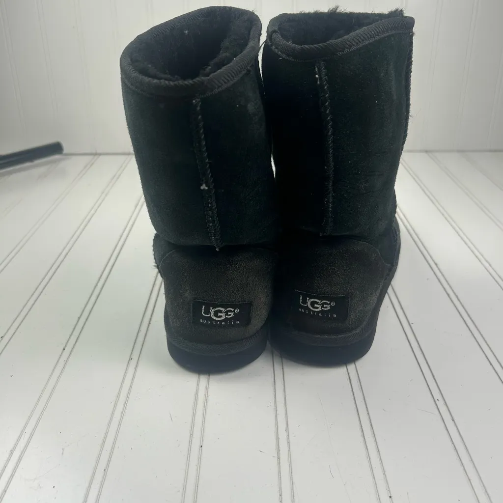 UGG Classic Short II Black Women’s Boots Size 6 - Image 8