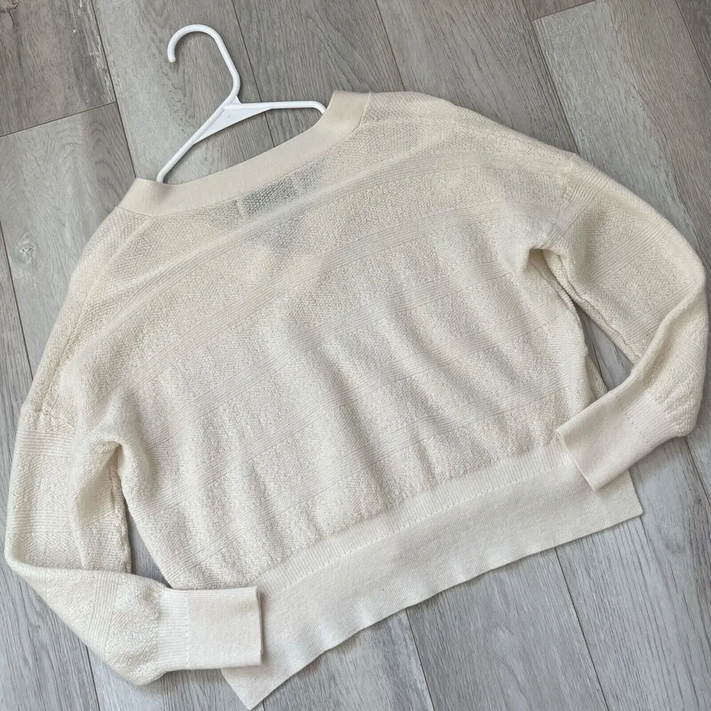 Le Mont St Michel 100% merino wool V Neck Crop Sweater Cream (s) quiet luxury - Image 4
