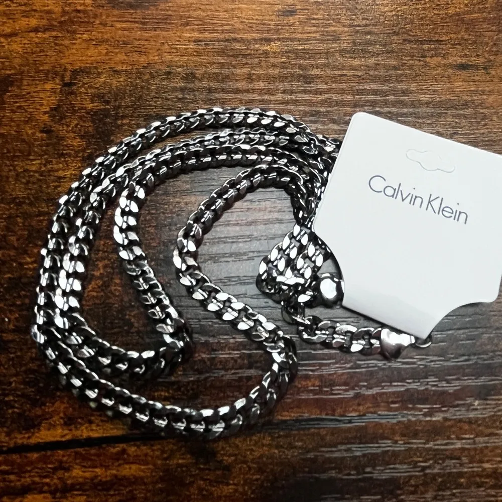 Stunning Gunmetal Chain Necklace - Image 5