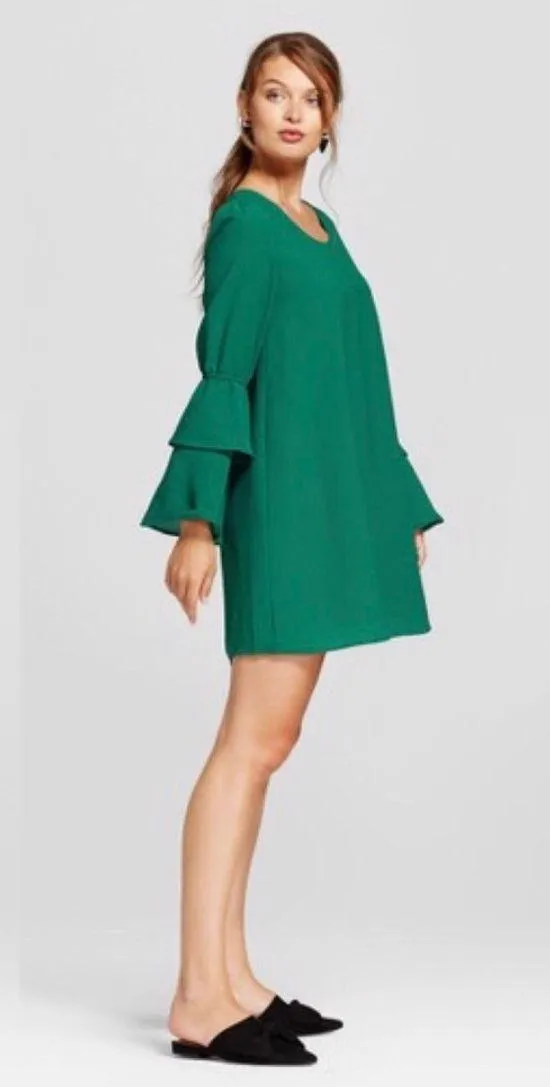 Green Bell Sleeve Dress - Image 3