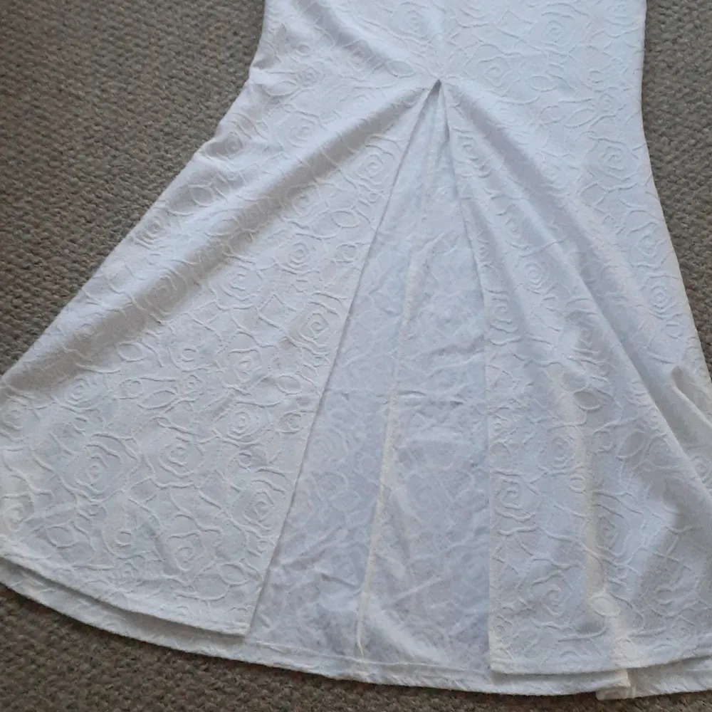 White Long Slit Dress SIZE XL - Image 2