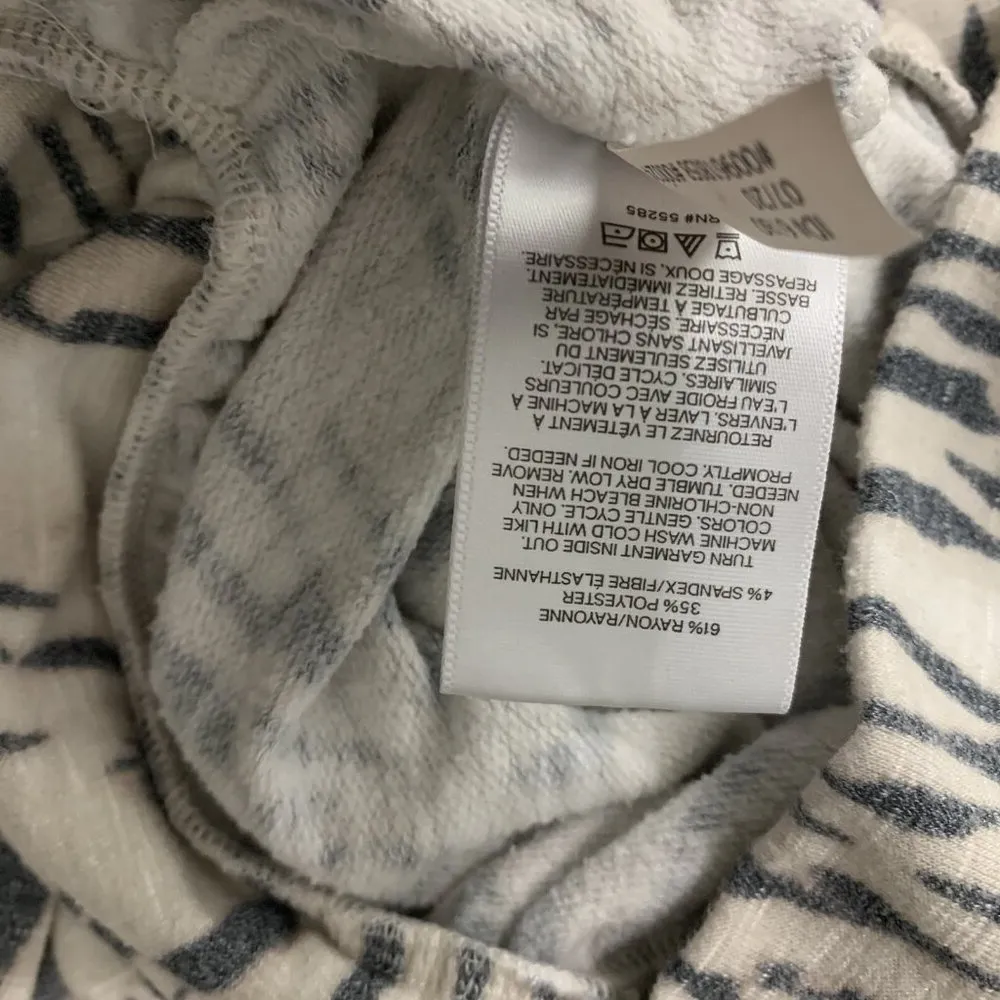 Express Lounge Top XS Multicolor Fuzzy Knit Long Sleeve Cozy Vibes - Image 6