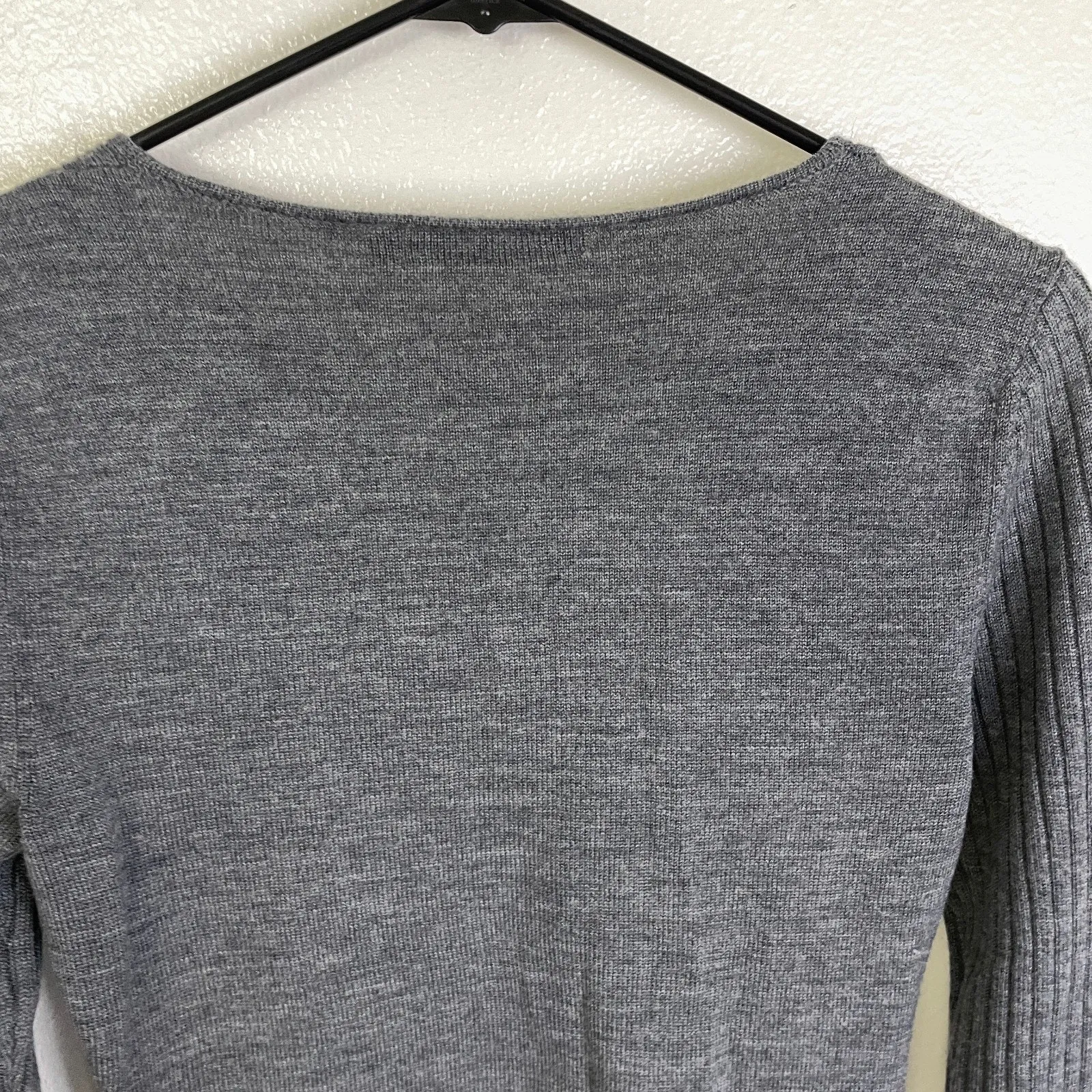 Krimson & Klover Sweater Womens Medium Gray Pullover Merino Wool V Neck Striped - Image 7