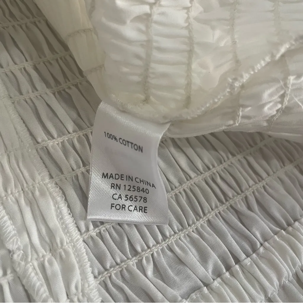 Intermix White Ruched Women's Top Size Large - Image 4