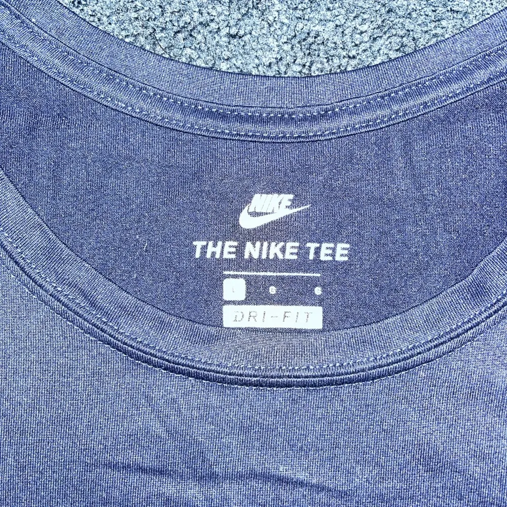 University of New Hampshire Volleyball T-Shirt - Image 2