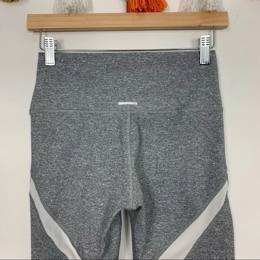 Aerie High Rise Gray White Mesh Insert 7/8 Leggings Size Small - Image 6