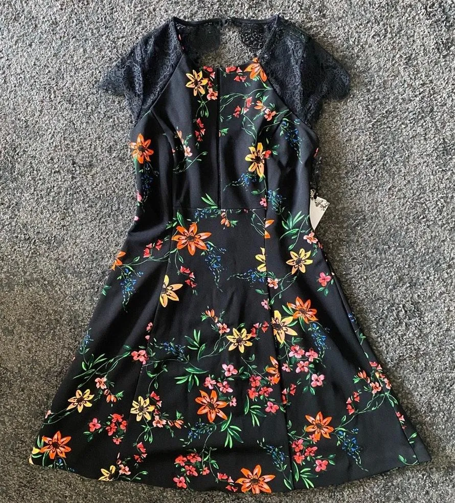 Kenzie floral lace dress - Image 5